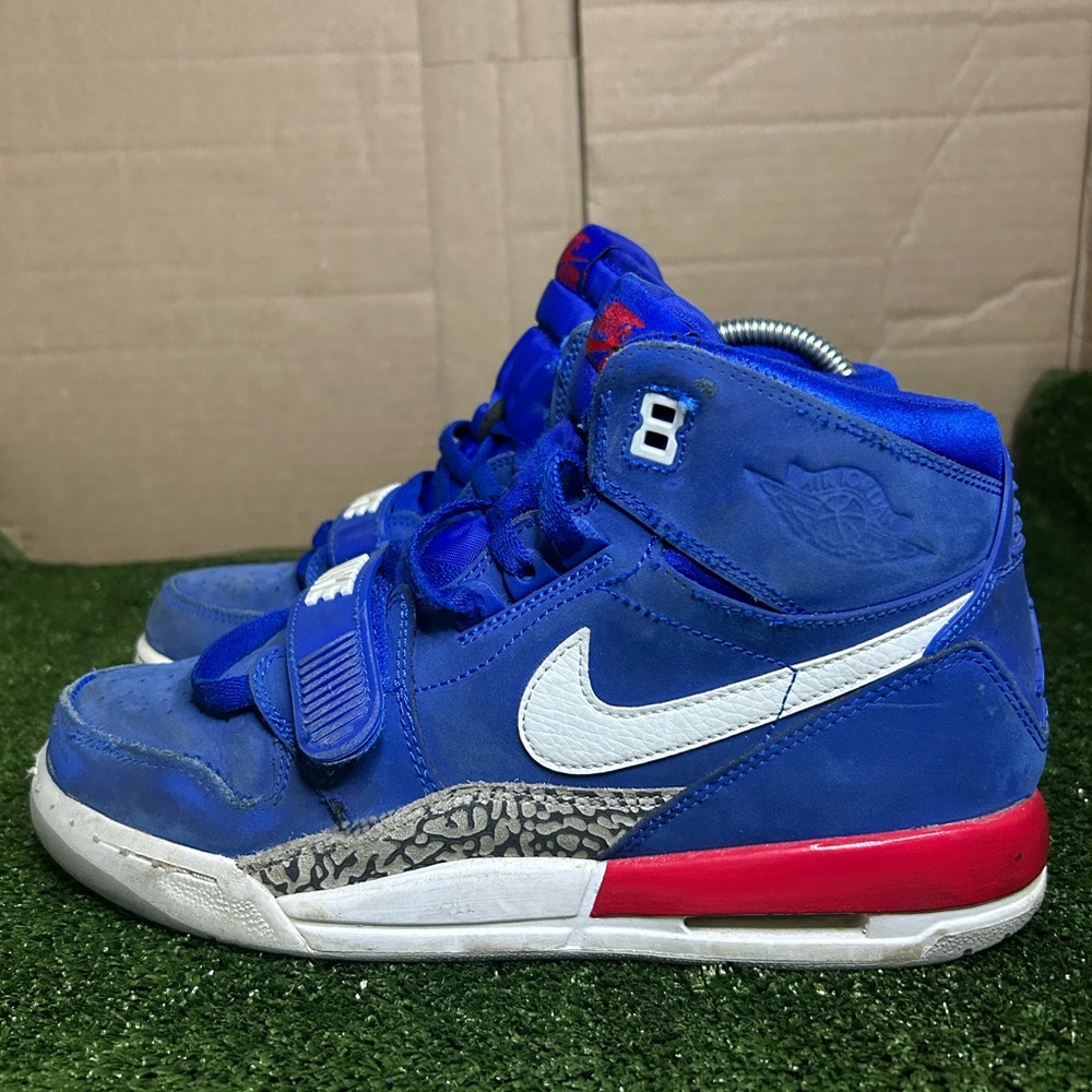 Size 6.5Y- Jordan Legacy 312 Pistons Blue